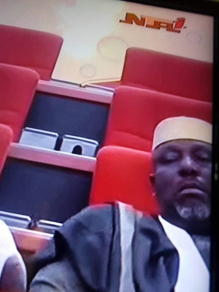 ogundamisi tweet picture