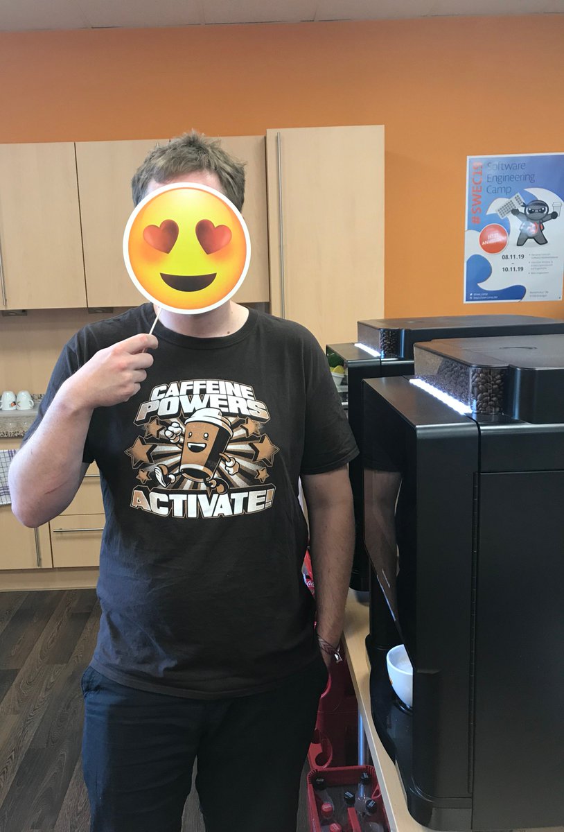 Method Park Sag Es Mit Emoji Maske Aber Zuerst Kaffee Weltemojiday