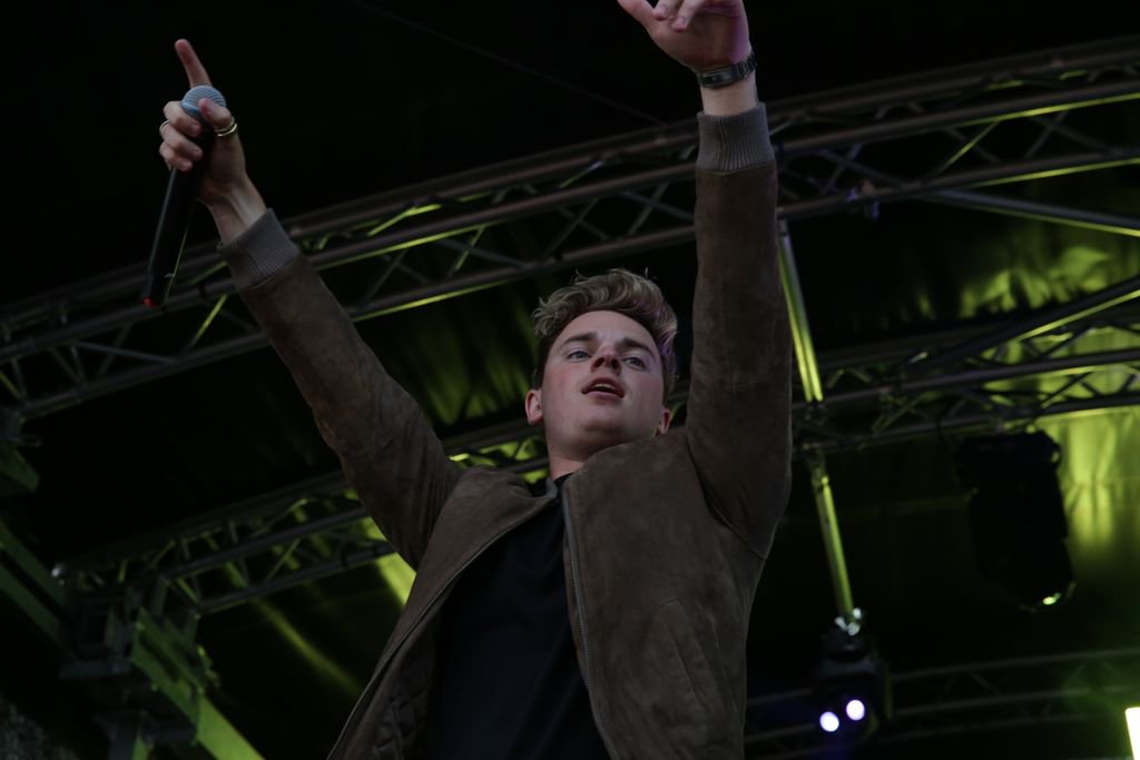 WeAreESCG's tweet photo. A huge thank you to @Jack_Maynard23 for performing at #ESCMiniFest Hastings last week! https://t.co/6fC3ApE5RG