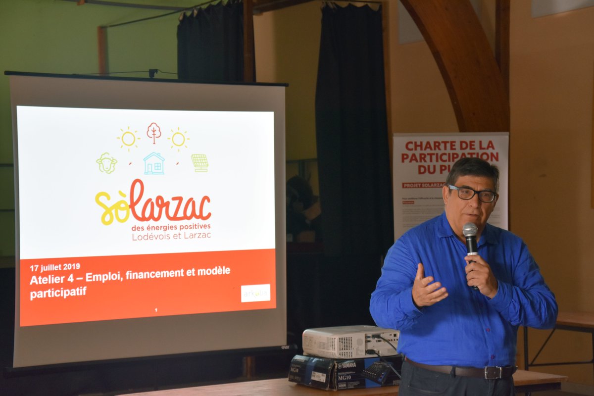 solarzac's tweet photo. Bruno Védrine, garant de la @CNDPDebatPublic lors de la concertation préalable #SOLARZAC rappelle les règles et objectifs du #DébatPublic lors de l’Atelier thématique n°4. https://t.co/oAwqKHzQ8G