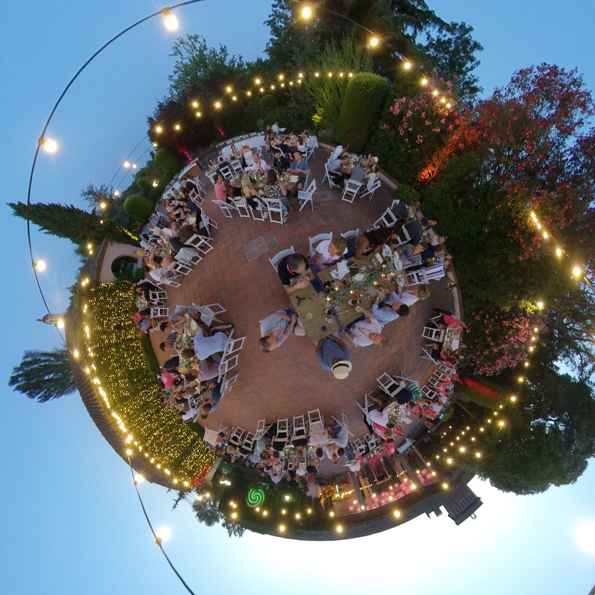 LouiseBrownhill's tweet image. 360 shot of our amazing participants having some well earned downtime after a hard day’s work #PwCStratosphere #Barcelona  #sunshine