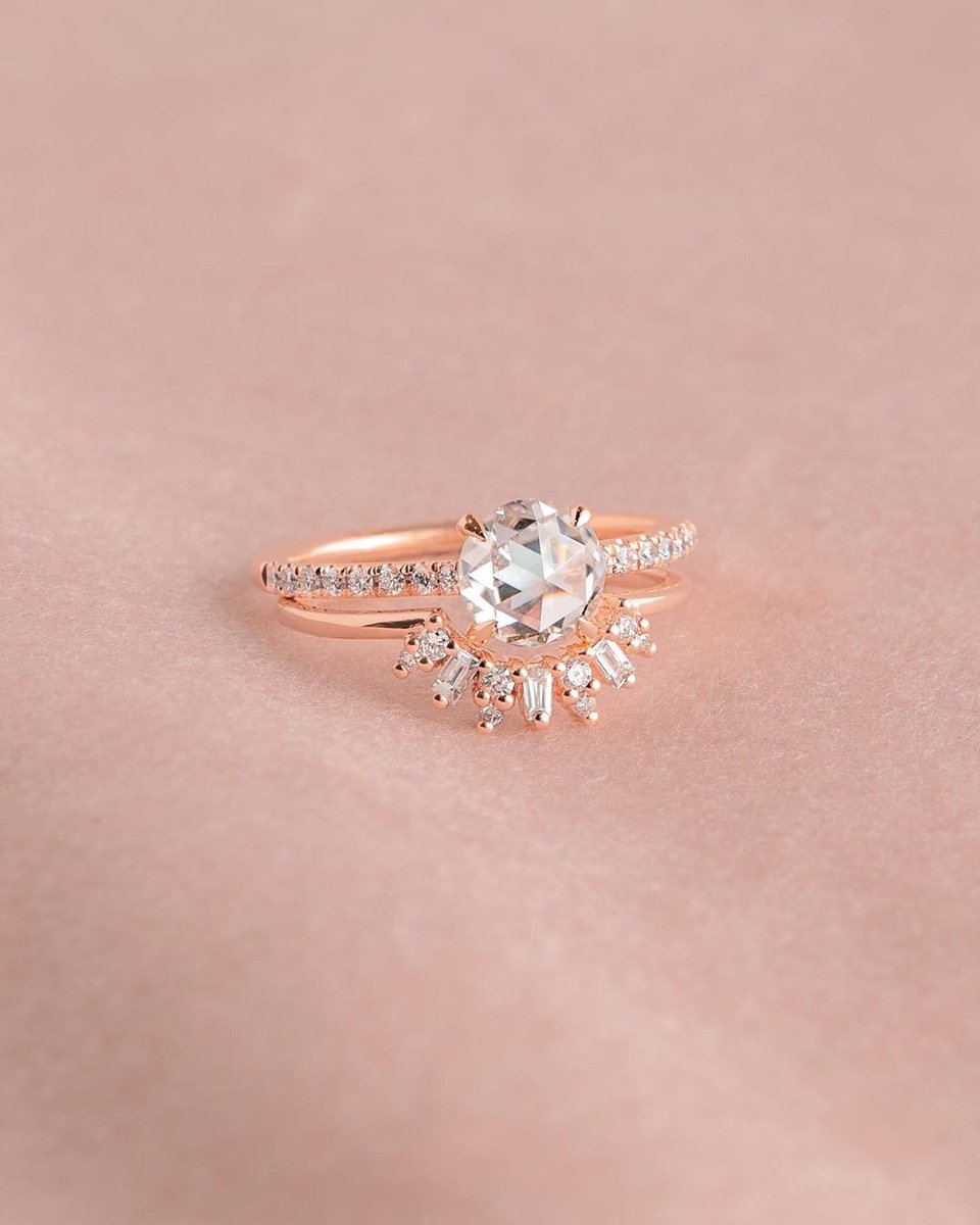 PBrideDiamonds's tweet photo. A simple engagement ring set πβ¨ #pbdbling https://t.co/mlN6JILDqJ