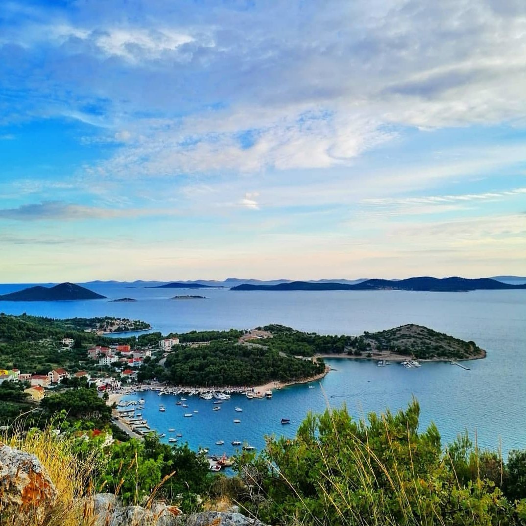 Zadar_Region's tweet image. Good morning from ☀️ Drage in Pakostane. #SayYesToEverything #SayYEStoZadarRegion

📸 Instagram.com/robaczek13