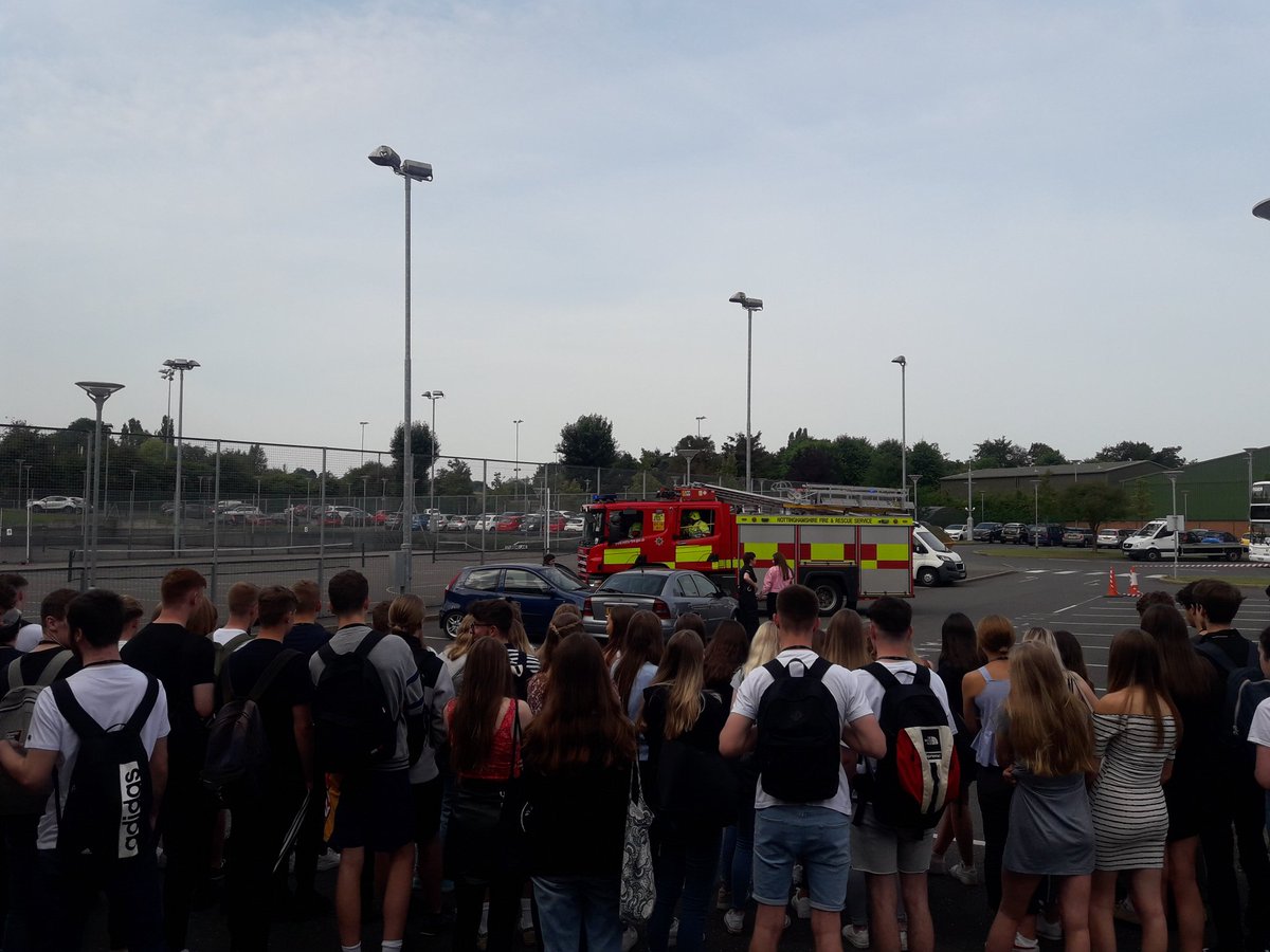 CraigCooperNFRS's tweet photo. More from @MinsterSchool_ #RTCday @nottsfire @nottspolice @NFRS_Prevention #Collaboration #CreatingSaferCommunites #RoadSafety https://t.co/lpjI8tQX02