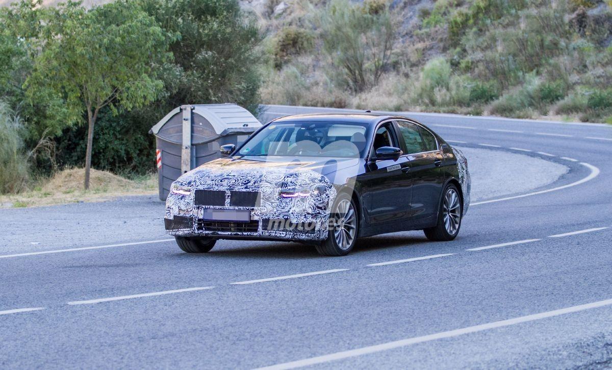 motorpuntoes's tweet photo. El desarrollo del facelift del BMW Serie 5 Berlina LCI 2021 se traslada a España
https://t.co/F02k5tlfYB
@BMW @BMWEspana #BMW #bmwserie5 #serie5lci #G30 #bmwg30 #Fotosespía #spyshots #scoops #erlkoenige #erkönig #testprototype #facelift https://t.co/h4KYyPLYaY