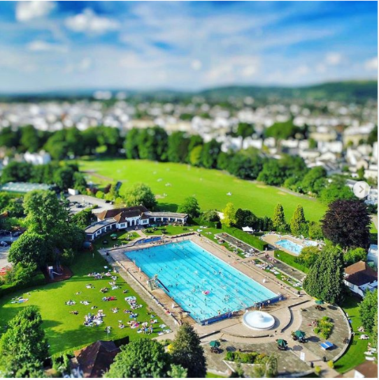 visitchelt's tweet image. Looking for inspiration for entertaining your kids over the loooong summer holidays?!  Check out our summer guide bit.ly/SummerHolidays… ft lots of ideas including FREE events &amp;amp; budget friendly options 🌞 @OurChelt @CheltenhamBID @TheBreweryChelt @regentarcade @lidocheltenham