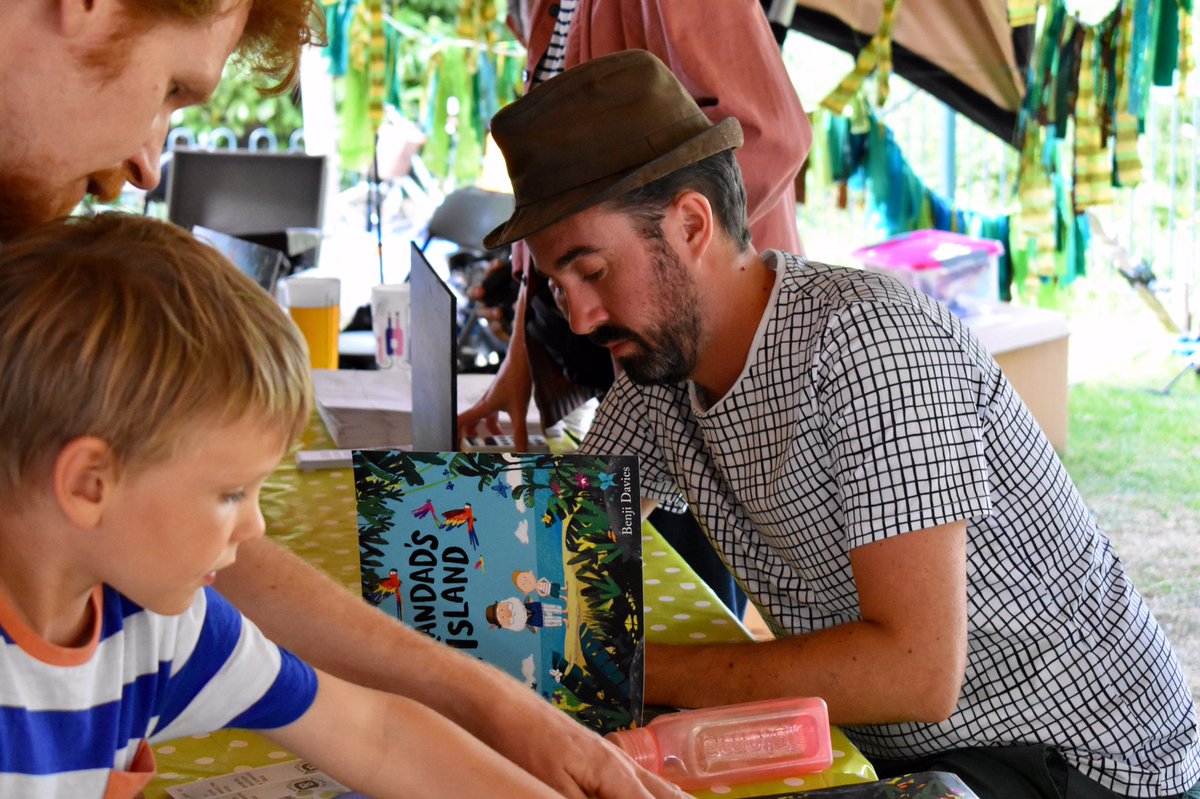 WF_FaithForum's tweet photo. Walthamstow Garden Party 2019. A showcase for some great community projects. 
https://t.co/POqtKIyhqy https://t.co/akbjliZkNw