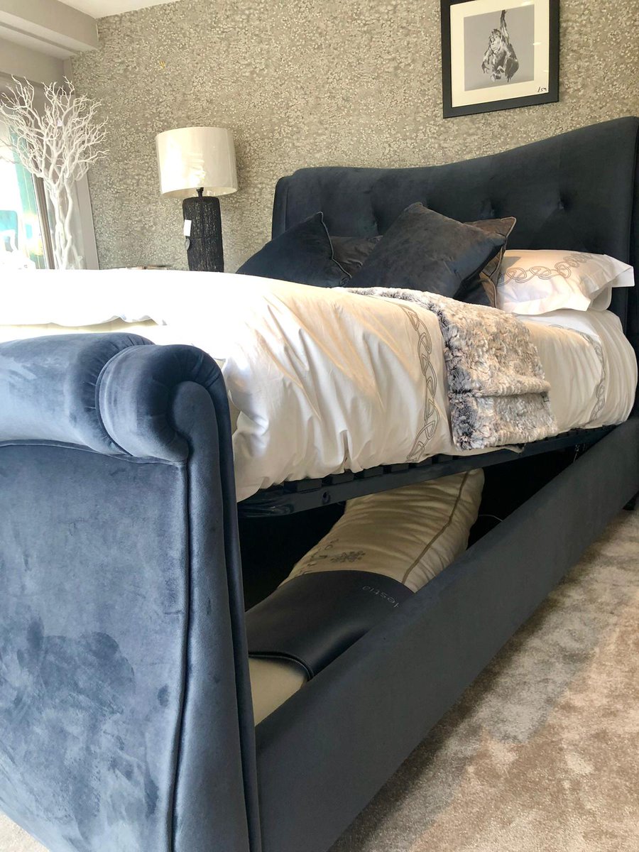 TheCarriageLS29's tweet photo. If you are struggling for storage space then an Ottoman bed is perfect... And with a free Ottoman upgrade on our upholstered Hestia bedframes worth £300 now is the time to change your bed.  #beds #ottomanbeds #sale https://t.co/6J7jUOKbJi