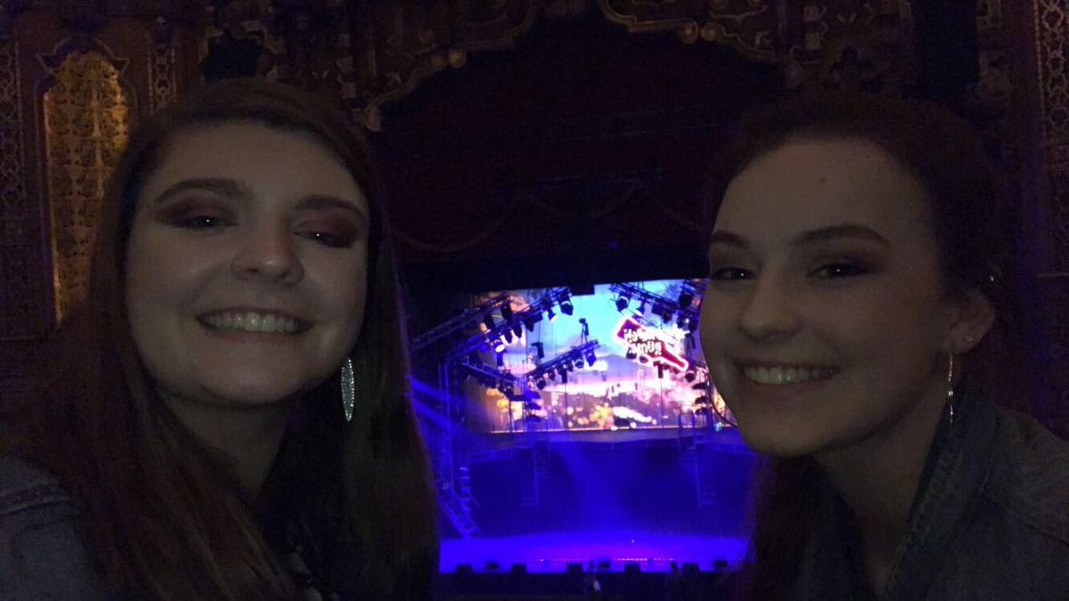 meglouise4's tweet photo. Happy 19 Kate!!❤️ I’m so grateful you’re apart of my life. Thank you for always being there and showing me true friendship. Life wouldn’t be the same without you. I wish I could be there on your special day, but I’ll bring you back a sick shirt. Love you always💕@KateSmaage https://t.co/XtMdghpMDr