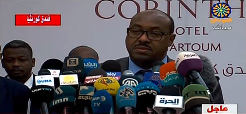 AlysonKingUK's tweet photo. تهانينا للشعب السوداني 🇸🇩 الأصيل على الإتفاق الذي تم توقيعه اليوم. ندرك تم��ما أنه مازال الكثير يجب القيام به وهذه فقط البداية من أجل شعب دافع عن مطالبه بكل سلمية، ولكن هذه اللحظة تستحق الإحتفال فهي تكلل الكثير من الجهود والتضحيات..تضحيات كبرى تجلت بوضوح في دموع الوسيط الإثيوبي.. https://t.co/uehW1JeMgx