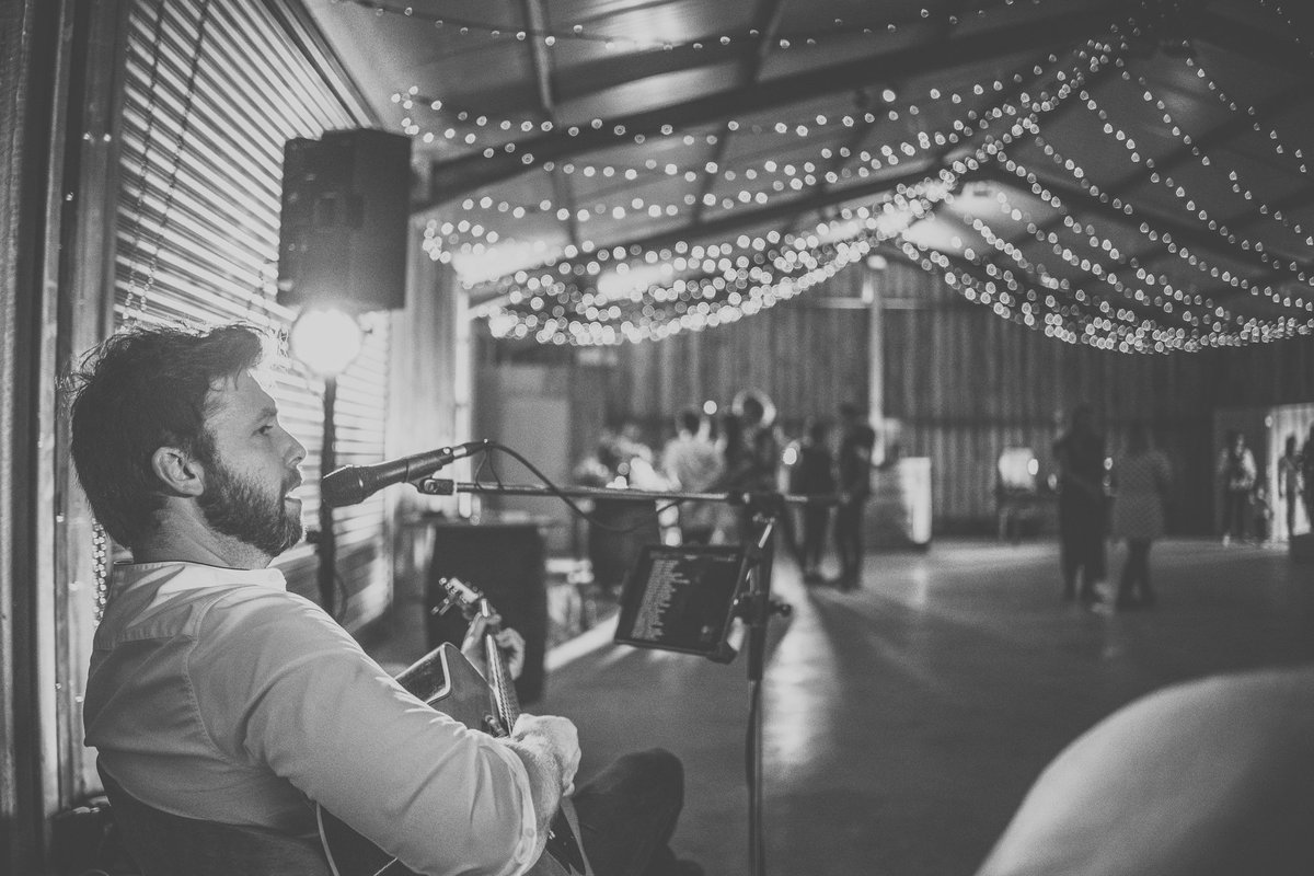 Hipswinguk's tweet image. Looking back from the Open Day on Sunday at Weddings at @Groobarbs . Featuring our Festoon chandelier and Fairy Lights.