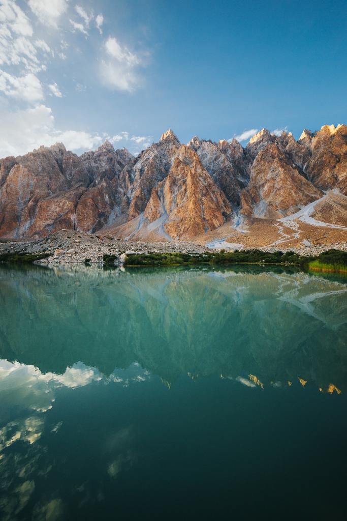 taseerbeyg's tweet photo. The beauty you see in me is the reflection of you. "Rumi"
.
Enchanting view of Passu Tupopdan and Batura Lake.
Gojal Hunza | Gilgit Pakistan.

#taseerbeyg #hunza #passucathedrals #beautyofpakistan #photography https://t.co/tZOHU34xPv