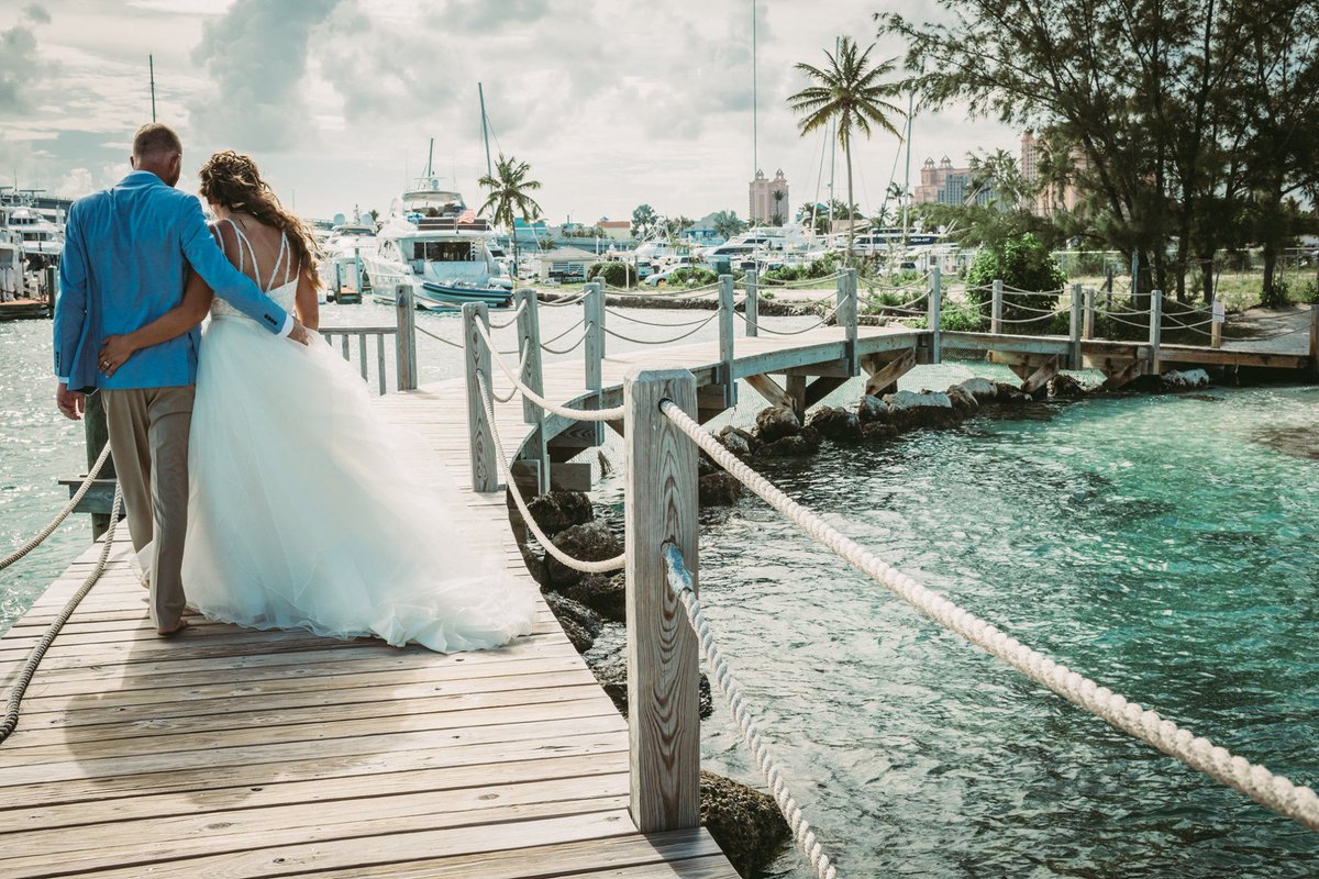 Begin your Happily Ever After in Paradise and say I Do at #WarwickParadiseIsland!

Email sales.wpib@warwickhotels.com for wedding packages or bit.ly/WPIBWeddings

📷 MRCO Photography and the Big Picture

#WarwickWeddings #WarwickHotels #WeddingWednesday #Bahamas