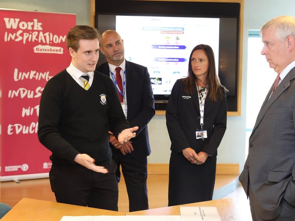 SunSoftCity's tweet image. Great day yesterday as students from @WhickhamSchool @heworthgrange &amp;amp; @CardinalHumeCS met with HRH The Duke of York yesterday as part of @GMBCouncil #WorkInspirationGateshead w/@gatesheadcoll