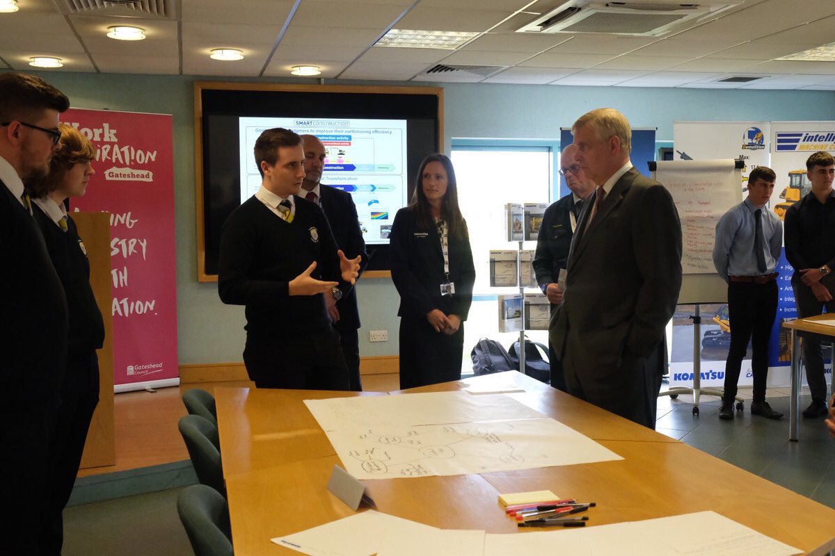 SunSoftCity's tweet image. Great day yesterday as students from @WhickhamSchool @heworthgrange &amp;amp; @CardinalHumeCS met with HRH The Duke of York yesterday as part of @GMBCouncil #WorkInspirationGateshead w/@gatesheadcoll