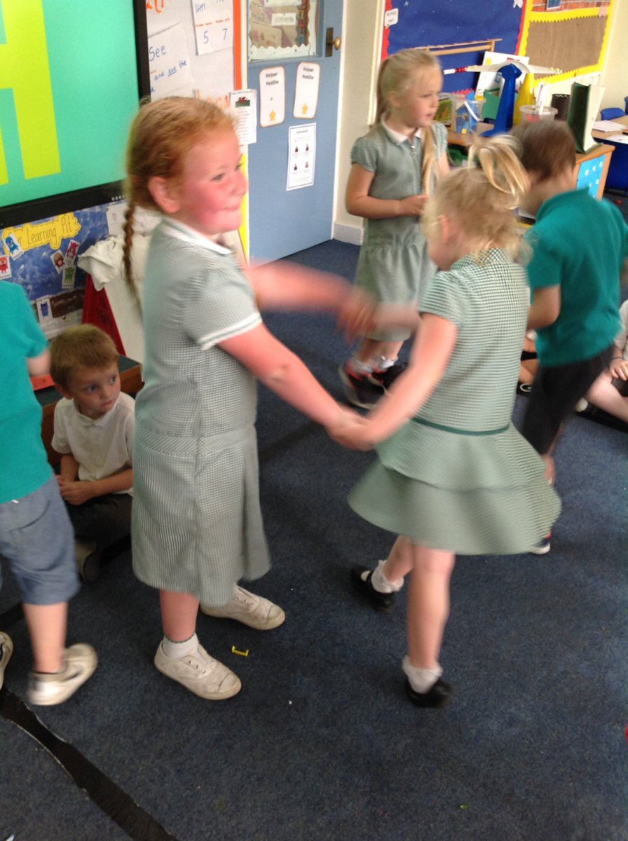 Miss Griffiths tweet media