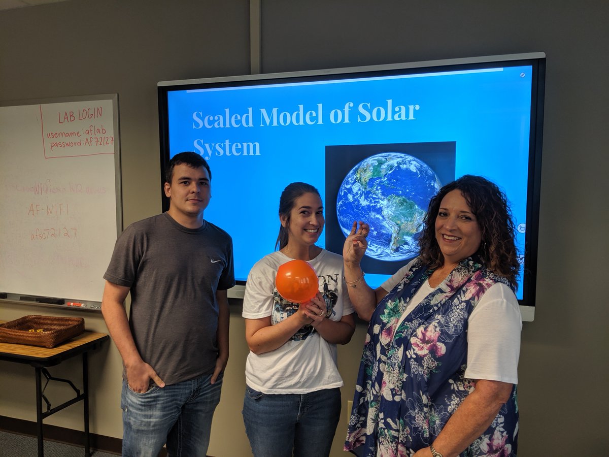 ArchFordTech's tweet photo. @viloniaschools, @SCCSDDevilDogs, @academicsplus showed us just how BIG Project-Based Learning can be! Their project, Scaled Model of the Solar System, brought a new meaning to spatial awareness! Such a great PBL activity students can complete with Google! #PBL #ARGoDigital https://t.co/Mx9CMskVaH