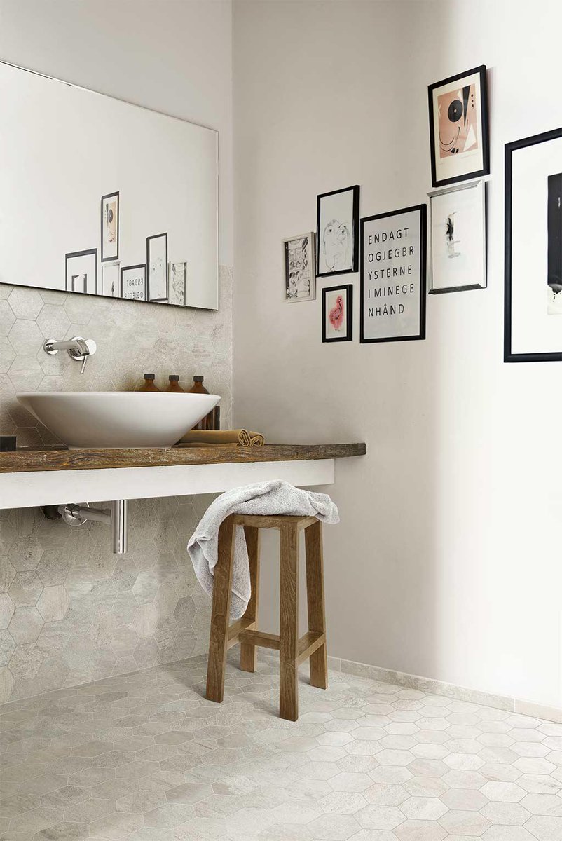 CreativeTileImp's tweet image. Casa Dolce Casa harmonizes modern, simple, and earthy elements in their designs to create the perfect atmosphere for your home or business.