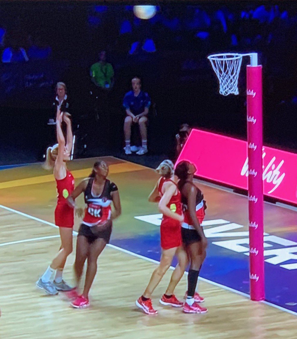 Watching ⁦<a href="/EnglandNetball/">England Netball</a>⁩ for the 1st time. Wow they’re good! So ruthless, relentless &amp; determined. Especially this lady ⁦<a href="/Helenhousby1/">Helen Housby MBE</a>⁩. 
#engvtto 👊⁦<a href="/SkySports/">Sky Sports</a>⁩
