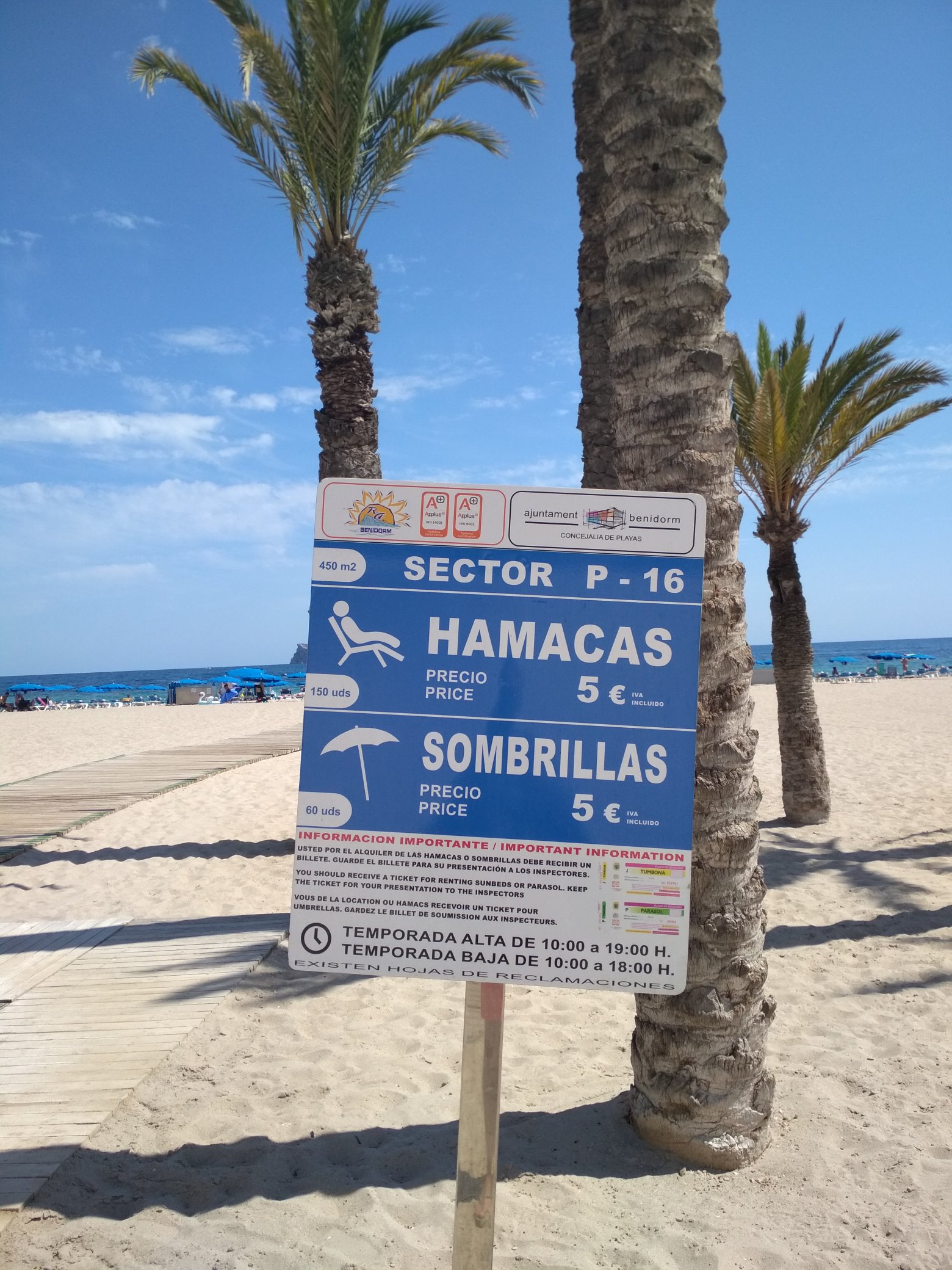 Lo anterior escritura Ocurrencia Quique Sánchez on Twitter: "15 € por 2 hamacas y 1 sombrilla en la playa de  poniente de Benidorm ¿Estamos locos? @benidormonline @turismobenidorm  https://t.co/epbOGLOEmW" / Twitter