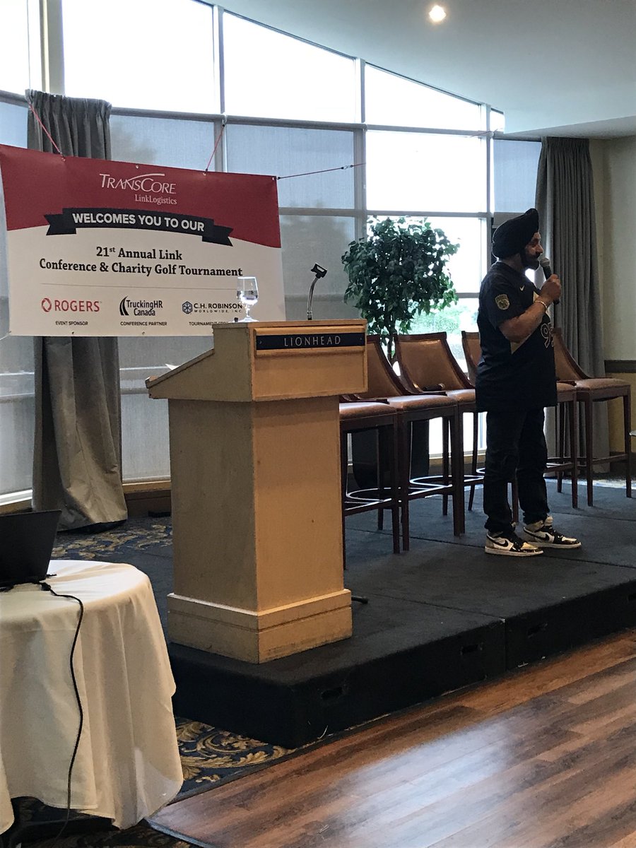 loadlink's tweet image. Raptors Superfan @superfan_nav takes the stage! #LinkConference