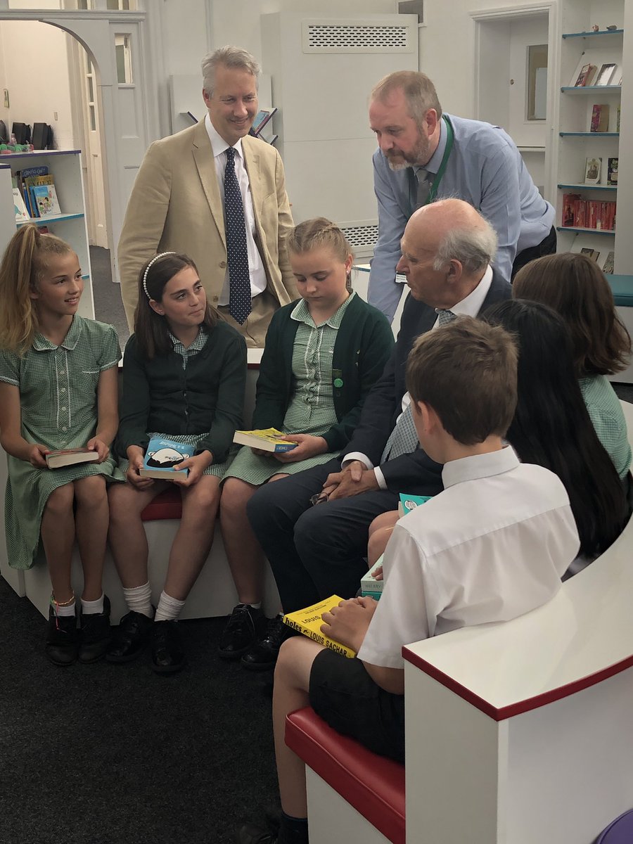 vincecable's tweet photo. Visiting North Town Primary School where pupils are bright and engaged and excited  to share their love of reading https://t.co/bsRCVK0fCo