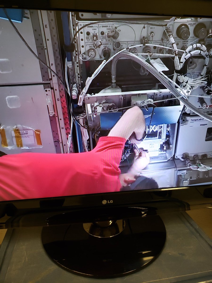TSTAR_TX's tweet photo. Hermes activation complete!  Next step commanding system! @tamuetid @TAMU_ESET @TAMUEngineering @Astromaterials https://t.co/kD16EGr27H