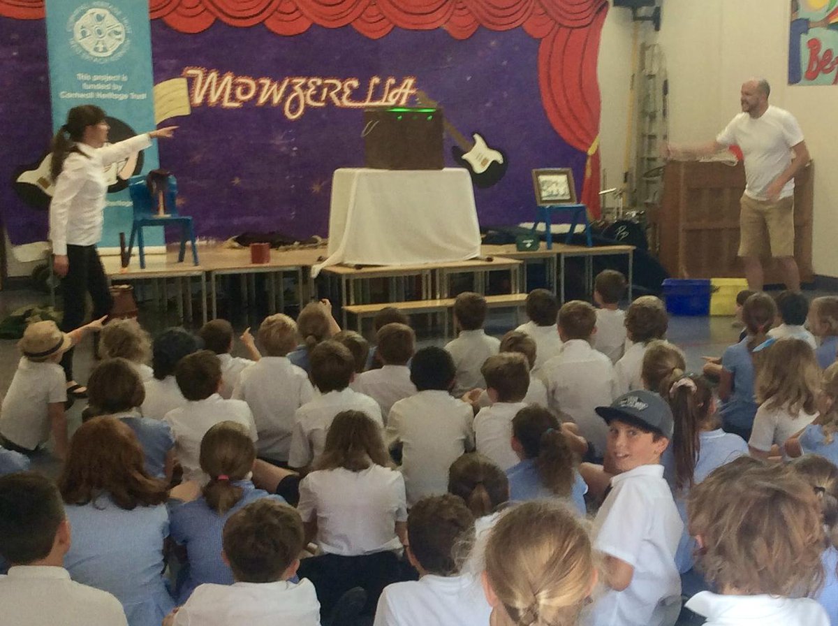 mousehole school tweet media