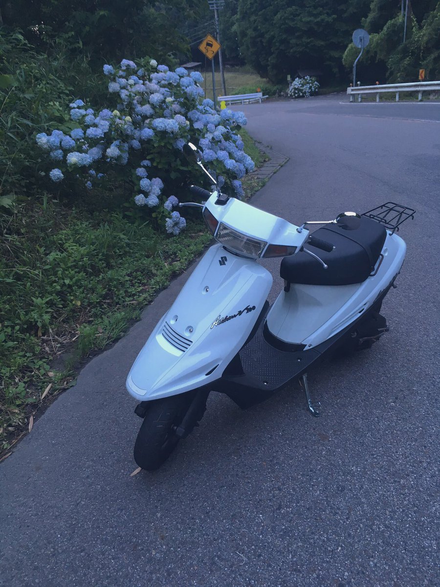 1060Kato's tweet photo. ドライブベルトと、ウェイトローラー交換
最高速が10キロ伸びました
同じ場所で計測してるから、信憑性高い！
やっぱ、整備って大事ダネー
#アドレスv100 
#CA13A
#2st https://t.co/BiBYVZpdXH