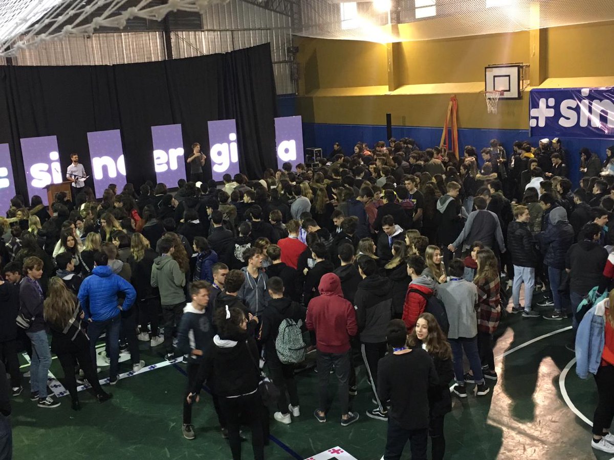 ORTArgentina's tweet photo. ¡Comenzó #MásSinergia!

Un evento en el que los estudiantes de 5to. año podrán compartir, escuchar, participar y colaborar con proyectos propios y de sus compañeros. https://t.co/YUU7pZitBK