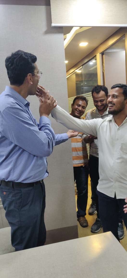 techlene_sspl's tweet image. May you have enough courage and strength to lead us well and most importantly, a very happy life! Happy Bday, Sir #Techlene #Software #Solutions #erpsolutions #schooleducation #erp #manufacturing #industries #schoolmanagement #schoolmanagementsoftware