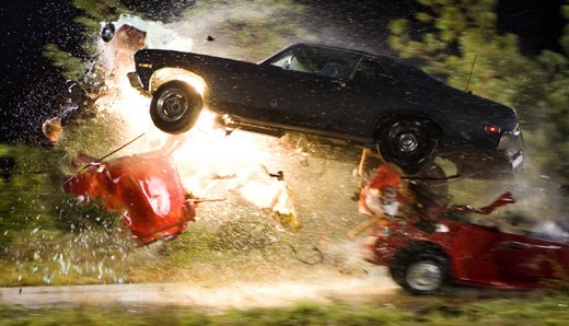데쓰프루프 Death Proof, 2007 쿠엔틴 타란티노, 로버트 로드리게 제작의 '그라인드 하우스' 중 한 편으로 쿠엔틴 타란티노가 감독 각본. 시골 마을에...