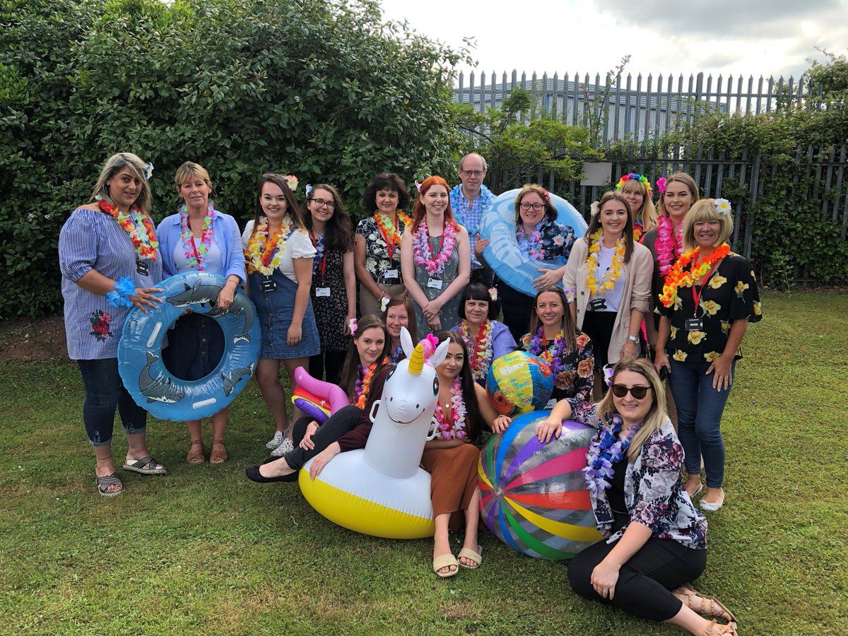 StRichardsHosp's tweet image. Thank you to the team @HW_Chamber who also joined us on Friday by holding a BBQ with a beach party twist &amp;amp; raised funds towards our care! Looked like they had fun! Businesses can hold their beach parties whenever they like. There's still time to get involved! #worcestershirehour