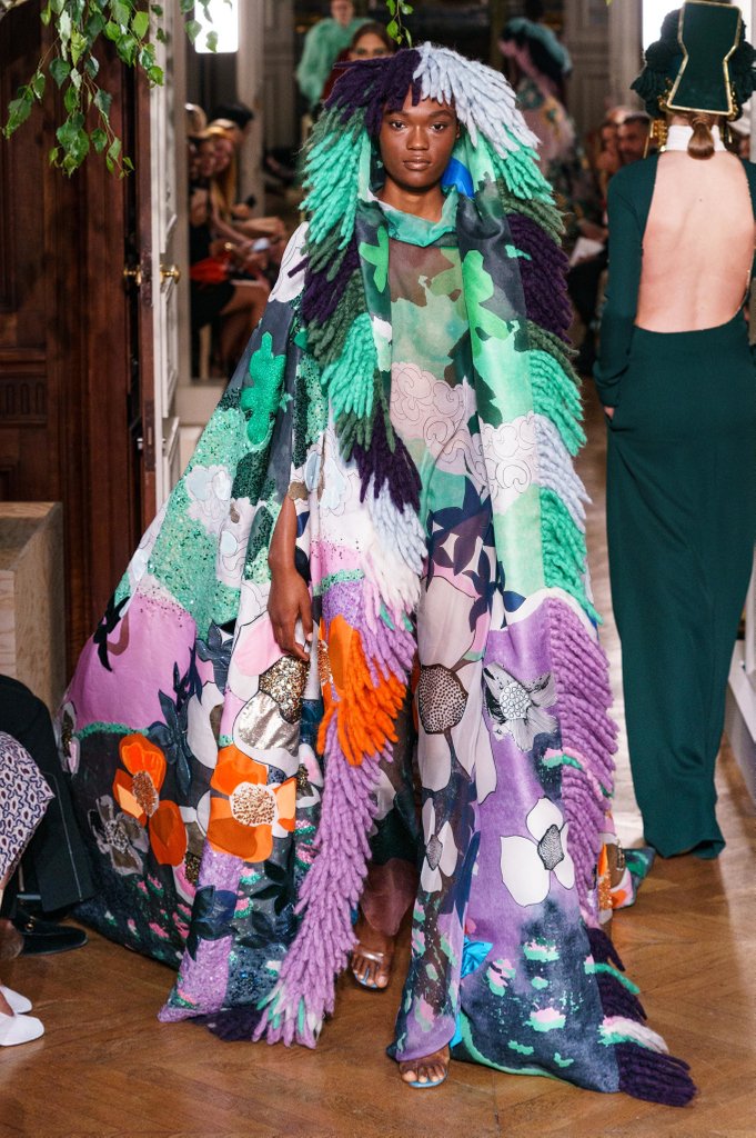 FashionWeek tweet picture