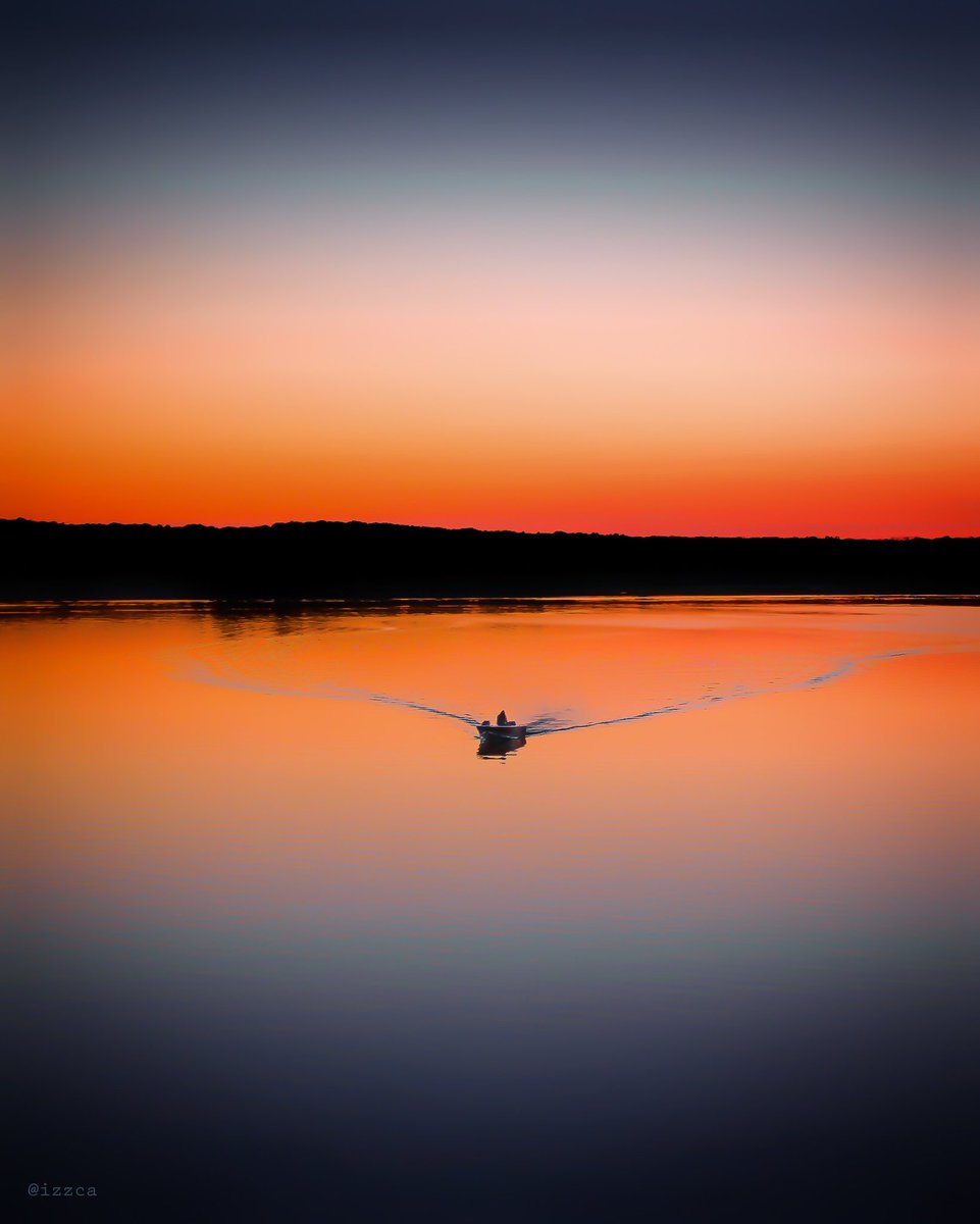 izzca7's tweet photo. It's summertime in Michigan!
___________________
@djiglobal :Mavic 2 Pro
@hasselblad L1d-20c
----------------
#izzca 
#stonycreekmetropark #shelbytwp 
#michigan #dji @jillianmele #mavic2pro #puremichigan #michiganders #puremittigan #sunset #lake #boat
#rawdetroit #artofvisuals https://t.co/ngRoXlfhud