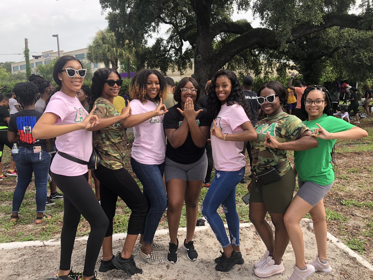 Sigma Pretty Pi tweet media