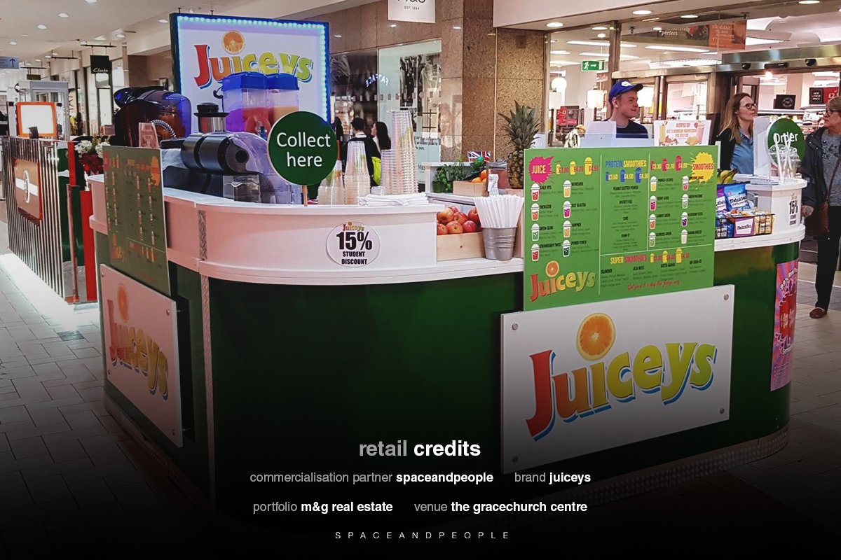 SpaceandPeople's tweet photo. Bringing a fresh twist to @scgracechurch, Juiceys #juicebar, with their range of smoothies, bubble tea and fruit juices, have been placed just outside M&amp;S. Now you know where to get your 5 a day!

#Retail #Opportunity #RetailOpportunity #Retailers #JuiceShop #JuicePopUp #Popup https://t.co/JxgncR0qCw