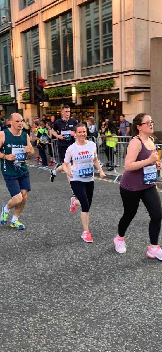 freyawilcox1's tweet photo. A great evening at the @GreatCityRace last night- go team @CNAHardy 🏁🏃🏻‍♀️🏃🏻‍♂️ https://t.co/v6BPQ8slQv