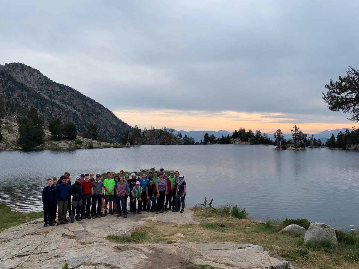 HerefordCS's tweet photo. GOLD DofE PYRENEES | Hereford Cathedral School students arrived at their refuge for the night after a tough ascent from 1281m to 2318m. But the incredible views from the refuge were worth it.
#HCSDofE #HCStrips @HCSHead https://t.co/SbeTUybR7F
