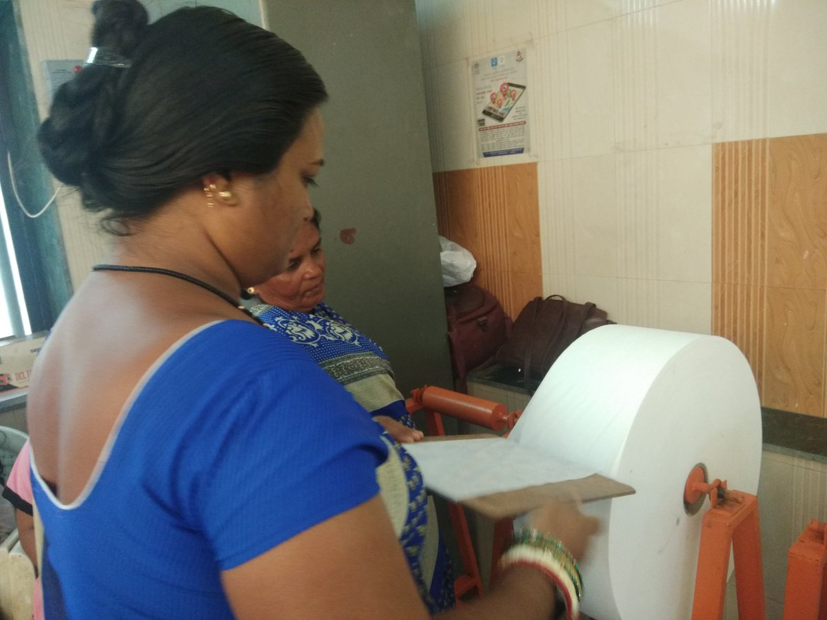 umcasia's tweet photo. Sakhis of CLC Madhupura supported by @AmdavadAMC giving hands on training to SHG women on making sanitary napkins @tsmepma @bmgg @dhenkanalm_hud @HUDDeptOdisha @bmcbbsr @NULM_MoHUA @SwachhBharatGov #Transforminglives #dignity #safety #creatinglivelihoods https://t.co/B91NOl0mXq