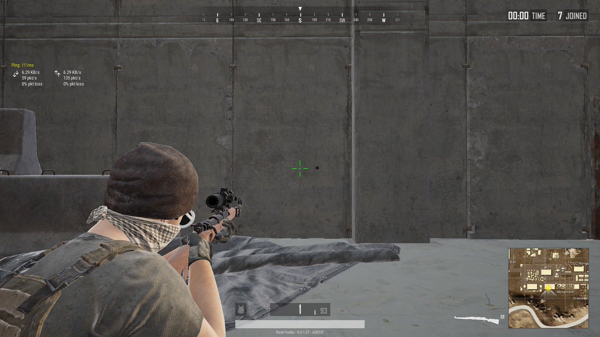 Rusk1turbo's tweet photo. Unsure if this is intentional, but this is a Kar98 shot VS a Kar98 Shot w/ Flashhider. This severely blocks vision while being scoped in.
Surely this must be a bug otherwise I would advice avoiding the flash hider on the Kar98.
#PUBG #TestServers https://t.co/EUCN48m9fy