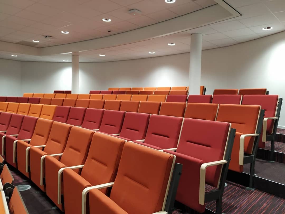UMCampusVenlo's tweet photo. New Campus interior colours @UMCampusVenlo @MaastrichtU in #Venlo. 💗
We are finally here, and although final constructions are still taking place, most of the common spaces and education rooms are completed and look already fantastic in our new UM Campus building in Venlo! 😎 https://t.co/J2HoxlBy3Q