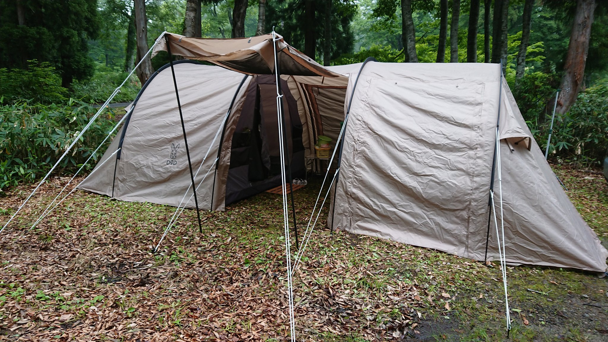くぼ アウトドア チーカマスタイルの方に質問です カマボコテント2保有で チーカマスタイルに憧れているのですが 費用面で ソロキャンプを選ぶか悩んでいます タープ費用もそうですが ポールにも カマボコテント2 チーカマスタイル キャンプ