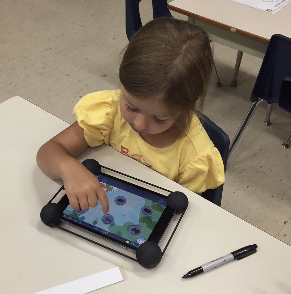 Some of our Year 2 campers are helping our Year 1 campers learn to use Dreambox and start their math learning adventure online! Great leadership friends! #dreambox #math #learningonline #mathisfun #summerheat #settinggoals #reachingourgoals <a href="/DSBNSummerHEAT/">DSBN Summer H.E.A.T</a> <a href="/DCSummerHEAT/">Dewitt Summer HEAT</a>