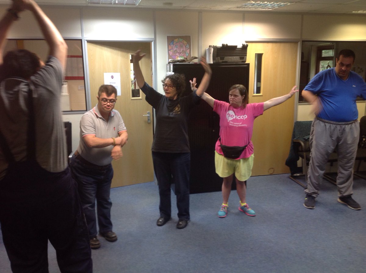Mencapllanfylin's tweet photo. #mencapmetime enjoying our "tai-Chi" with Janet https://t.co/NhaPbmoAwn