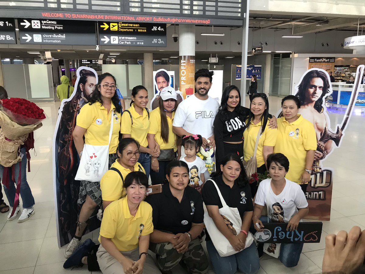 Welcome to Thailand Nice to meet you both again for #Khejdi international premiere on 18th Jul 2019 #RachayitaFilms #AshnaInThailand @ashish30sharma @ArchanaTaide @annejknofficial @jknofficial