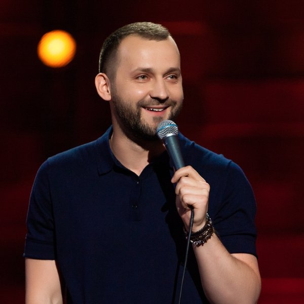 Events72's tweet image. Руслан Белый
⠀
⏳Когда: 5 октября, суббота, 19:00
🔎Где: ДК "Нефтяник", ул.Осипенко, 1
📌Стоимость: от 1400 до 3900
⚠18+
⠀⠀
Российский комик, постоянный участник «Comedy Club», член команды КВН «Седьмое небо», участник телепроектов ТНТ «Смех без… t2p.pw/HyRCtZv9Ut