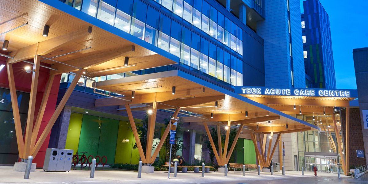 LuminisLighting's tweet image. Available in wall, pendant or surface mount configurations, Syrios provides the flexibility to mix &amp;amp; match products in an architectural setting while maintaining a common design integrity.

Syrios in action: luminis.com/inspiration/fe…

#exteriorlighting #interiorlighting #syrios