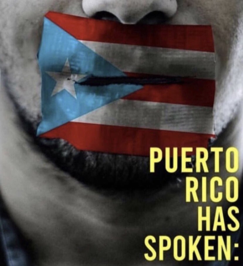 ZullyRoman1's tweet photo. Un lugar, Una voz, un pueblo unido. #RickyRenuncia https://t.co/AHCAF3KHpJ