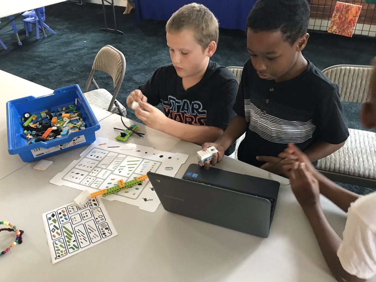 tammycbuckner's tweet image. We hosted a LEGO robotics class during STEaM Camp @INCThrives While teaching code we must also teach soft skills to promote problem solving, communication and collaboration. #weteachcode #kidscode #blacktechpipeline